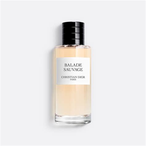 Balade Sauvage Fragrance: Mineral & Fruity Mediterranean 